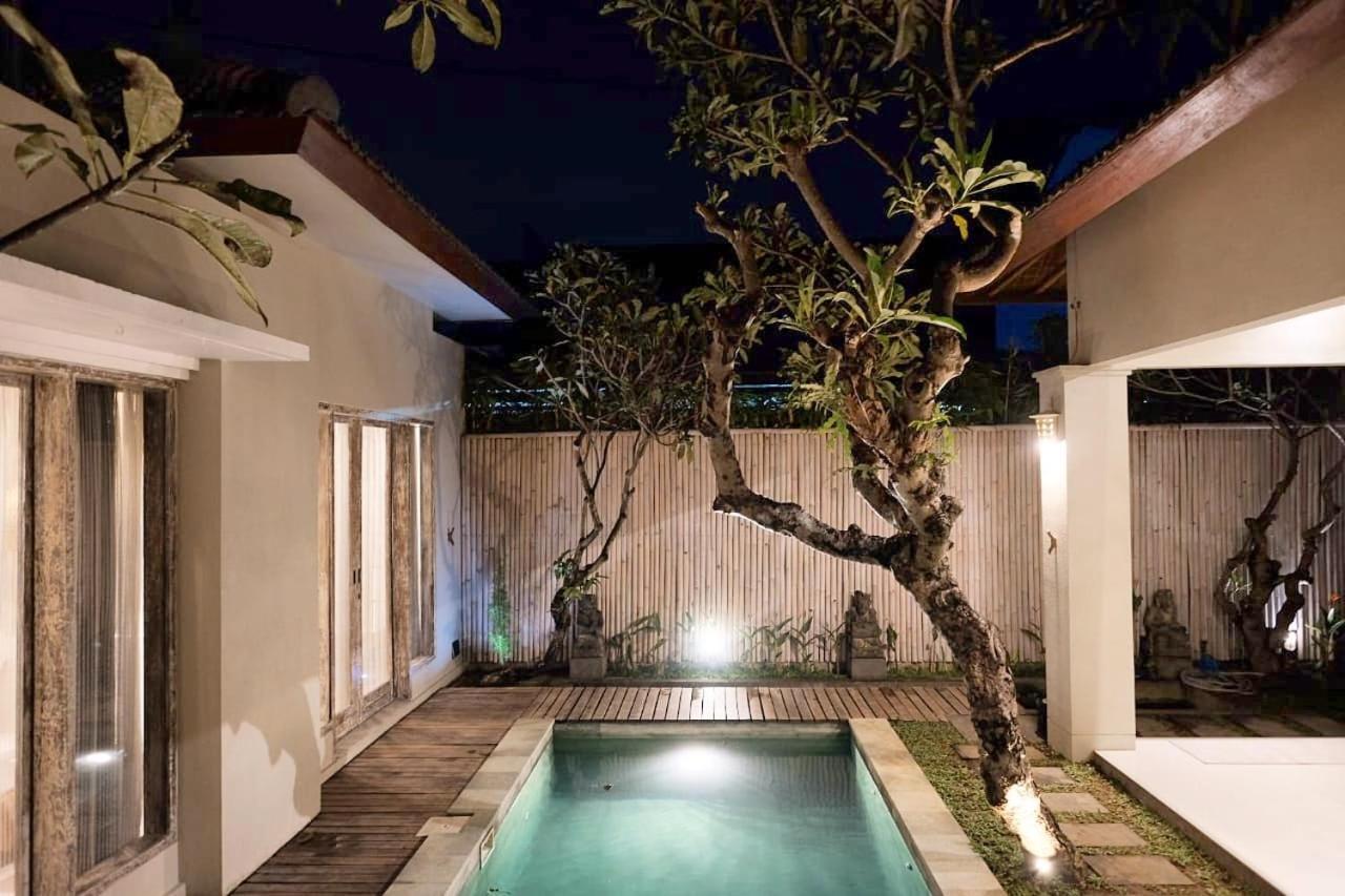 The Avani Villas Kuta  Exterior photo