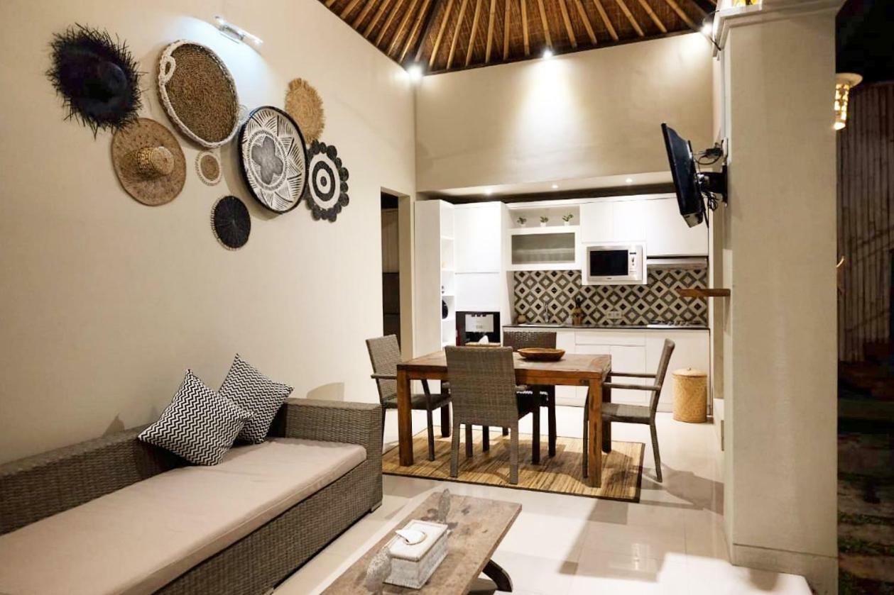 The Avani Villas Kuta  Exterior photo