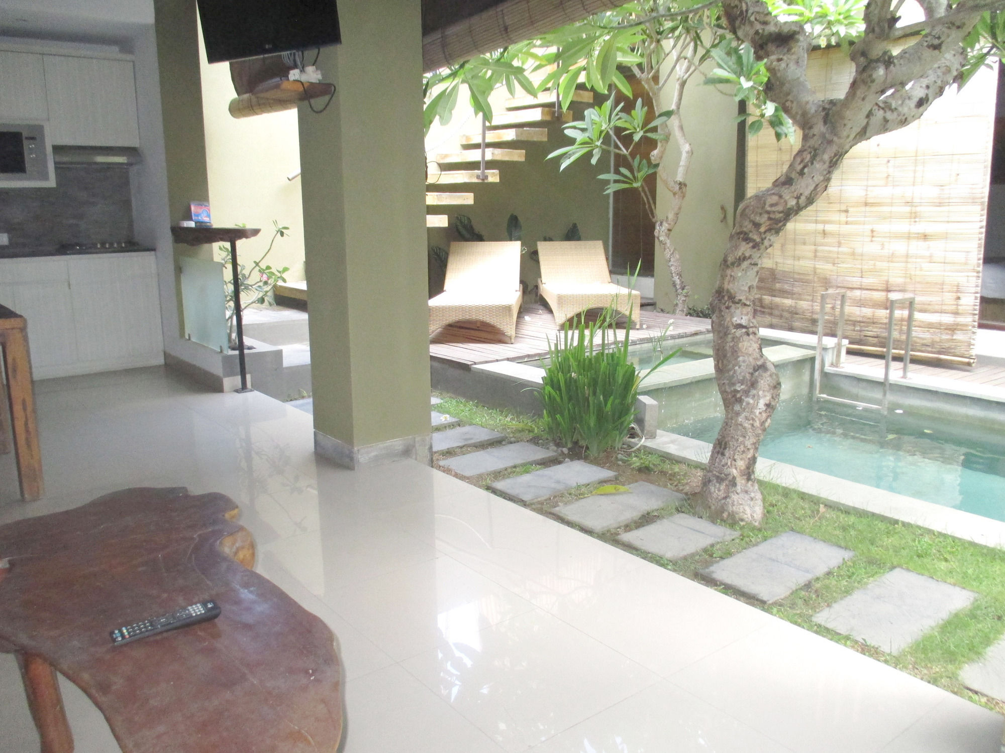The Avani Villas Kuta  Exterior photo