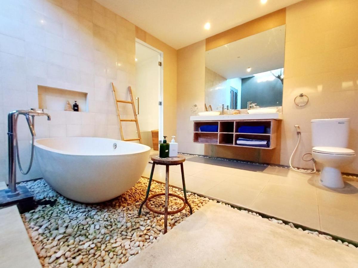 The Avani Villas Kuta  Exterior photo